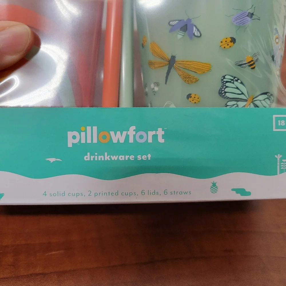 Pillowfort Orange and Green 18 Piece Drinkware Set NWT